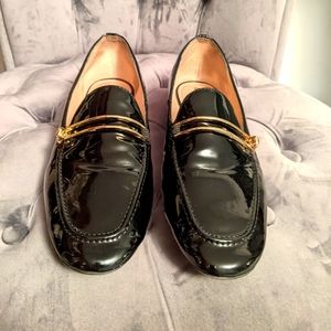 Tahari Loafer